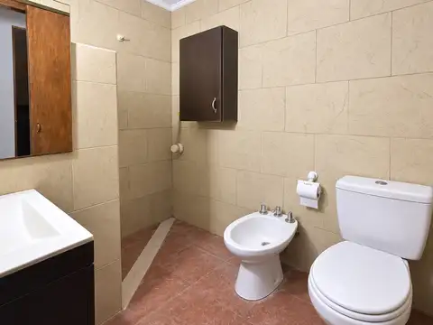 Depto Tipo Casa en Alquiler al Sur
