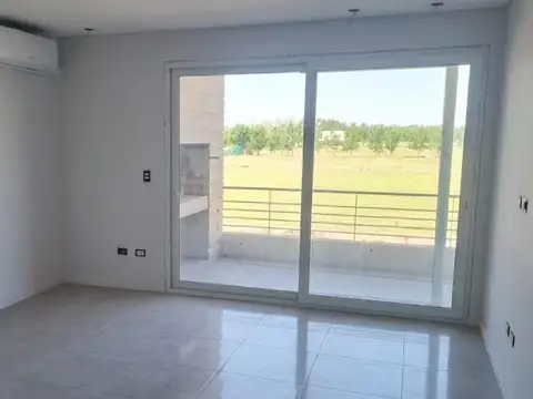 Departamento en Alquiler en Haras Del Sur 3, $ 700.000