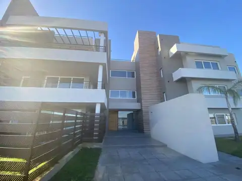 DEPARTAMENTO 2 AMB EN HARAS DEL SUR 3 ALQUILER AÑO