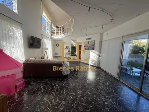 Casa en Venta de 6 dormitorios