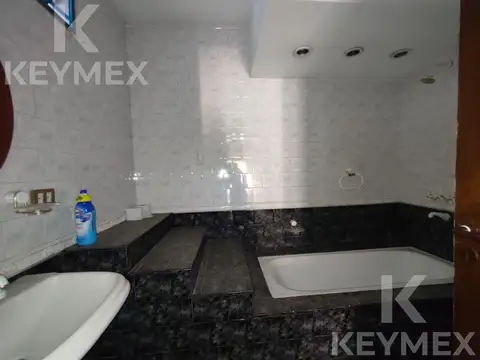 Departamento en Venta de 4 dormitorios