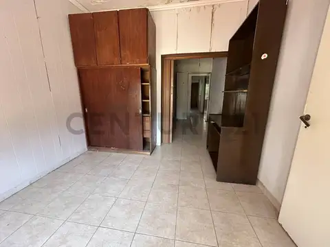CASA EN VENTA DE 4 AMB QUINCHO Y PILETA EN UNA PLANTA