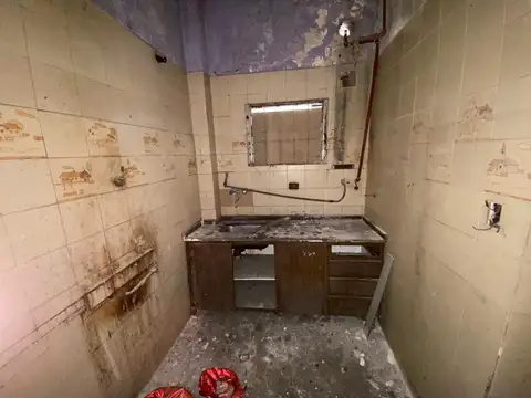Depto Tipo Casa en Venta 50 años