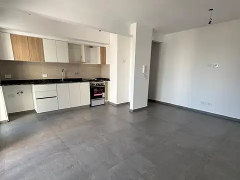 Moderno 2 AMB 2025 c/super Balcón y parrilla, Casi a Estrenar y EXCELENTE UBICACION.