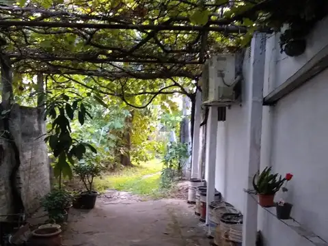 Casa en venta zona Villa Adela