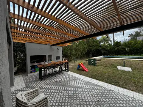 Casa en Venta en El Bosque, USD 88.000