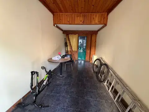 Depto Tipo Casa en Venta con 1 cocheras