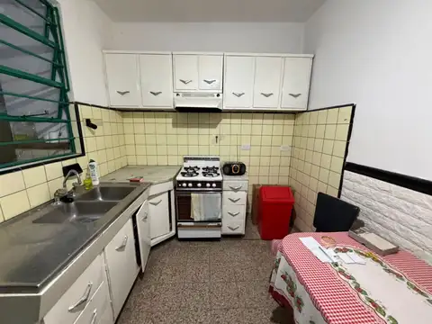 Depto Tipo Casa en Venta en Colegiales, USD 180.000