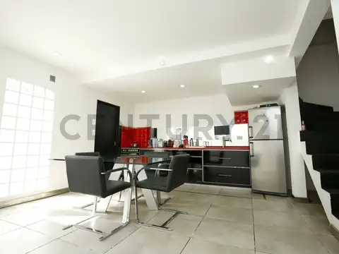 Depto Tipo Casa en Venta de 4 ambientes