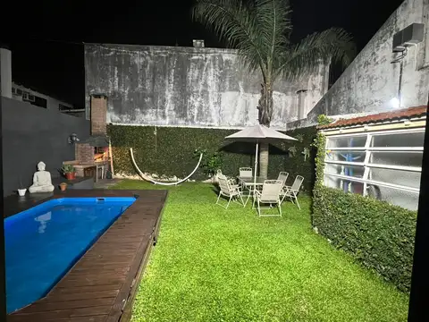 Depto Tipo Casa en Venta en Ramos Mejia, USD 160.000