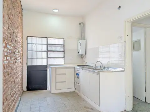 Casa de dos dormitorios con patio