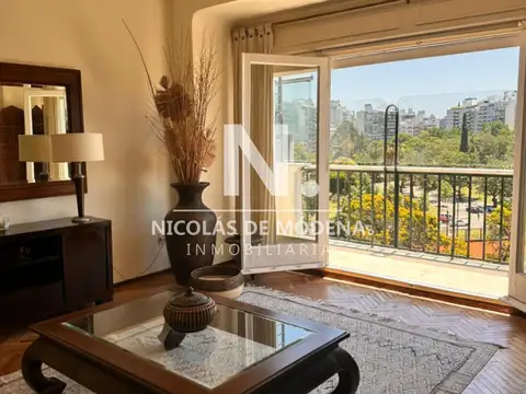 Apartamento de categoría de 5 dormitorios Frente al Parque Biarritz, Montevideo!