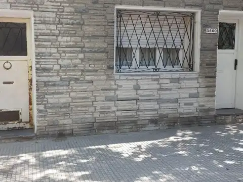 Departamento tipo casa  de 4 ambientes en venta en Boedo -Me