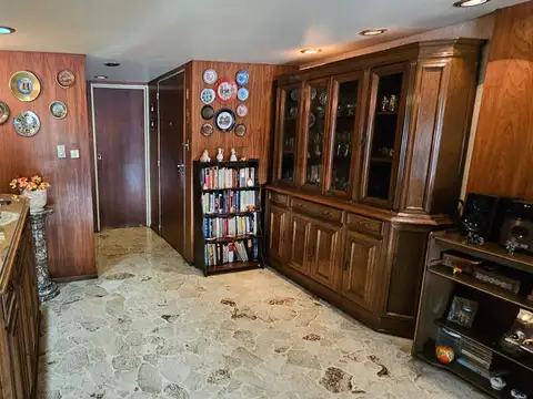 Departamento en Venta en Villa del Parque, USD 215.000