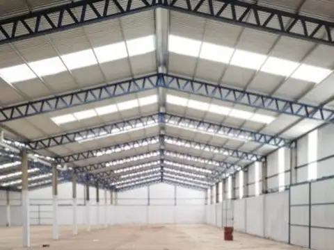 Galpon en Venta 70,21  mts Frente