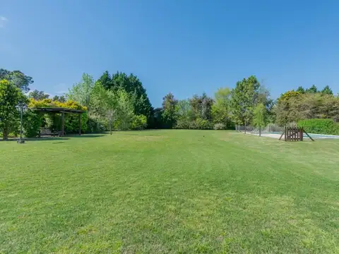 CASA VENTA 5 AMB LUJAN CLUB CAMPO SANTA CATALINA 1