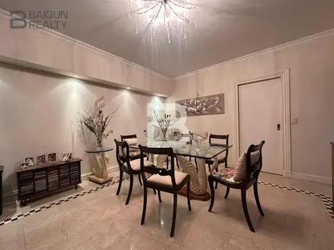 Departamento de 4 ambientes mas dependencia con 2 cocheras en alquiler en Nuñez