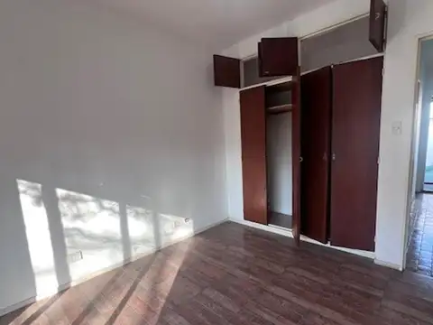 Venta PH de 4 ambientes con garaje, terraza en Versalles