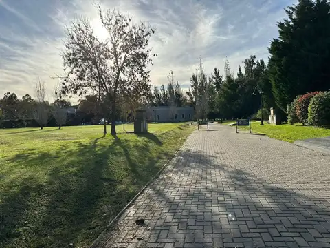 Terreno en Venta en Campana, USD 38.000