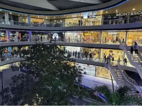 Local en Venta en Centro, USD 260.000