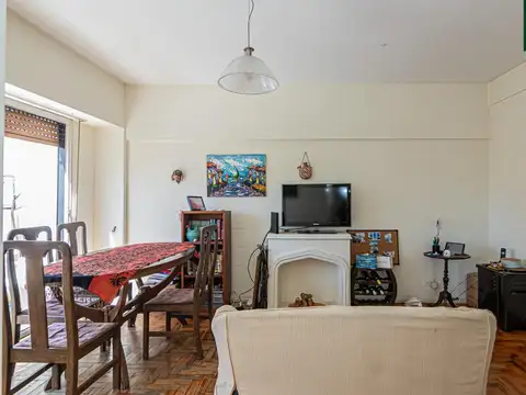 Departamento 3 ambientes con 2 baños