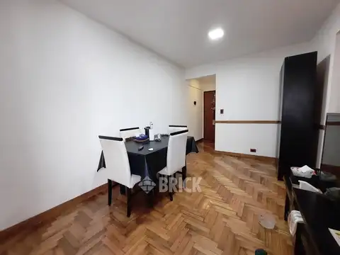 Departamento en Venta en Chacarita, USD 79.500