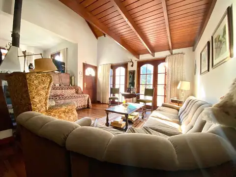 Venta casa 5 amb c/pileta - Sierra de Los Padres