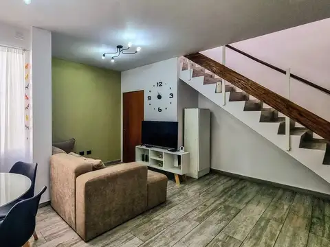 Depto Tipo Casa 3 ambientes con 1 baño