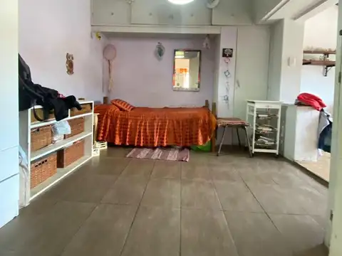 Depto Tipo Casa en Venta con 1 cocheras