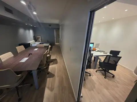 Oficina en Venta con 1 cochera