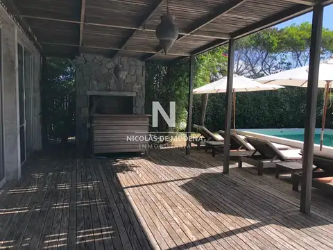 Casa en Alquiler Temporal en Manantiales, USD 70.000