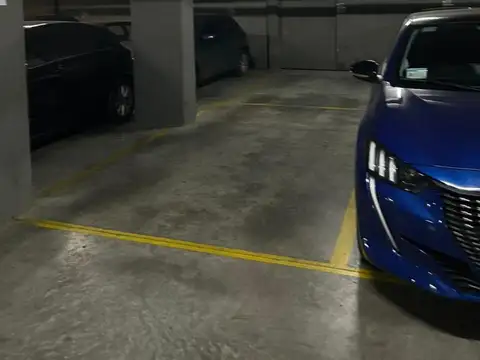 Cochera en Belgrano Edificio Town House Villanueva