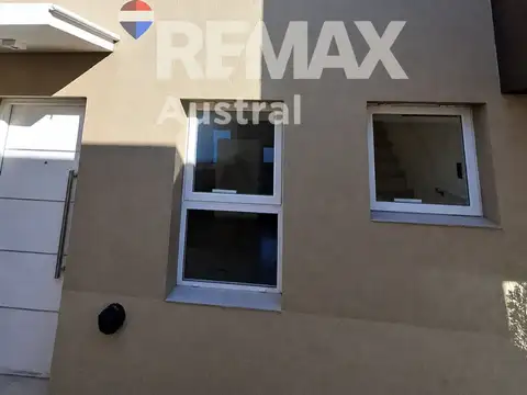 Depto Tipo Casa en Venta de 3 ambientes