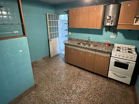 Depto Tipo Casa en Venta en Liniers, USD 87.000