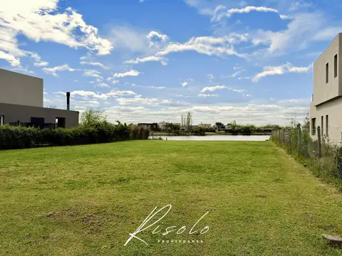 Terreno en Venta 45  mts Fondo