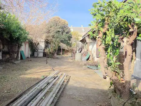 Facundo Quiroga 1300