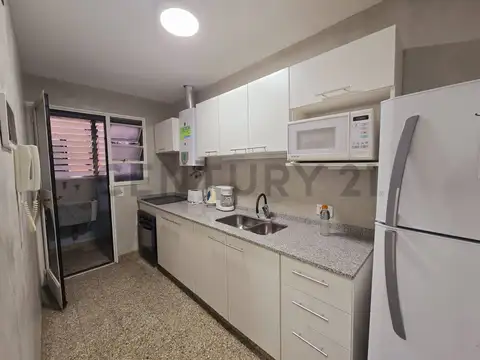 Gurruchaga 2000, Piso 0