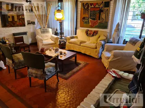 Casa en Venta en Castelar, USD 430.000