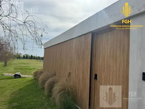 Casa en venta al Rio 4 amb Naudir