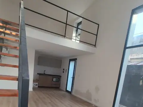 Depto Tipo Casa en Alquiler A Estrenar
