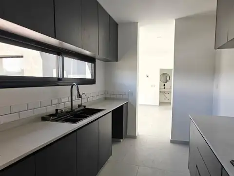 Casa en Venta en San Sebastián, USD 130.000
