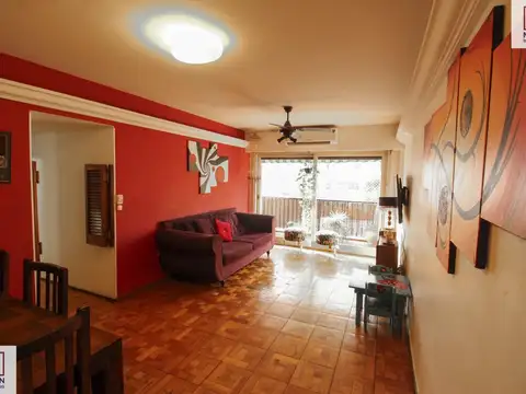 Departamento 5 ambientes con 2 baños