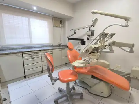 Oficina 2 ambientes con 1 baño