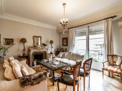 Venta de Departamento 5 Ambientes en Recoleta
