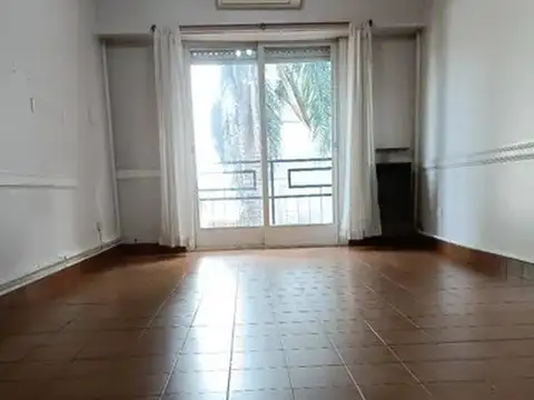 Departamento en castelar 4 ambientes