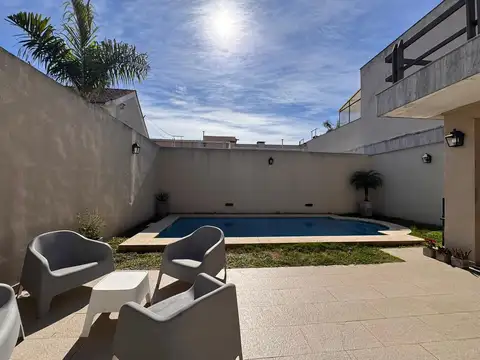 Casa en Venta en Lanús Oeste, USD 320.000