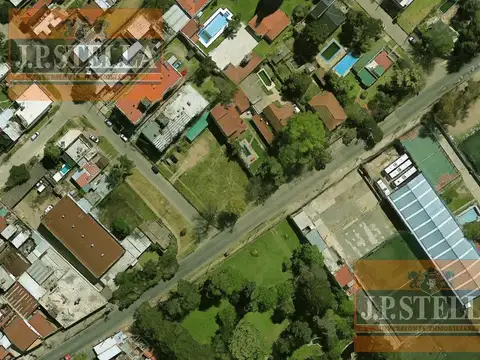 Terreno en Venta en Villa Luzuriaga, USD 160.000