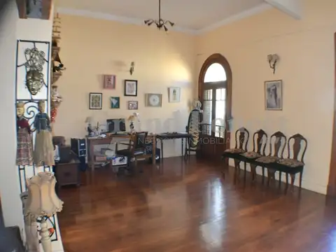Depto Tipo Casa 5 ambientes con 2 baños