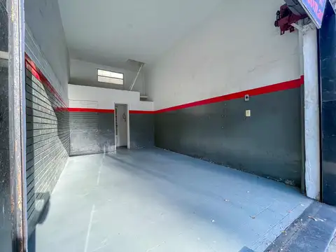 Local en Alquiler en Villa Pueyrredon, $ 550.000