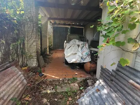 Casa 3 ambientes con 1 baño